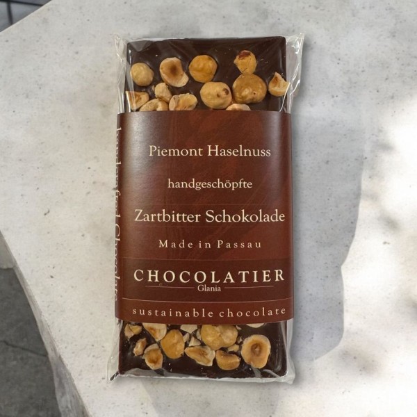 Piemont Haselnuss Zartbitter Schokolade